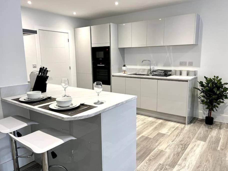 Luxury 3 Bed House W Parking & Garden! 1 Villa Bournemouth Exterior photo