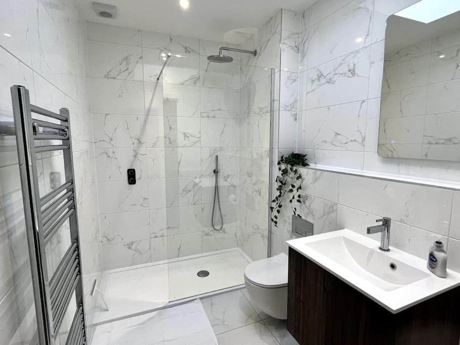 Luxury 3 Bed House W Parking & Garden! 1 Villa Bournemouth Exterior photo