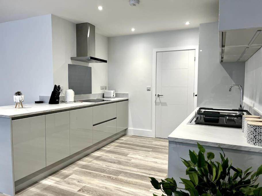 Luxury 3 Bed House W Parking & Garden! 1 Villa Bournemouth Exterior photo